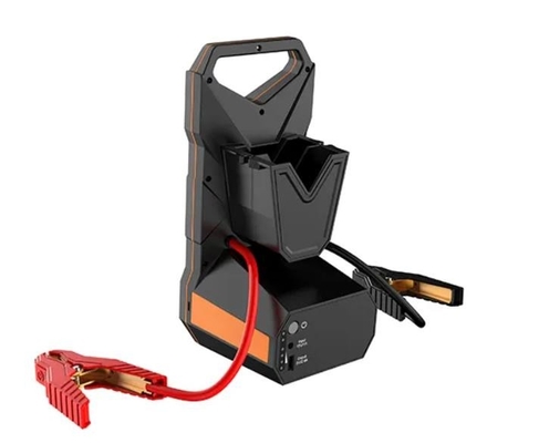 Peak Current 2000A เครื่องชาร์จแบตเตอรี่รถยนต์แบบพกพา 24V Truck Jump Starter พร้อมฐานแม่เหล็ก